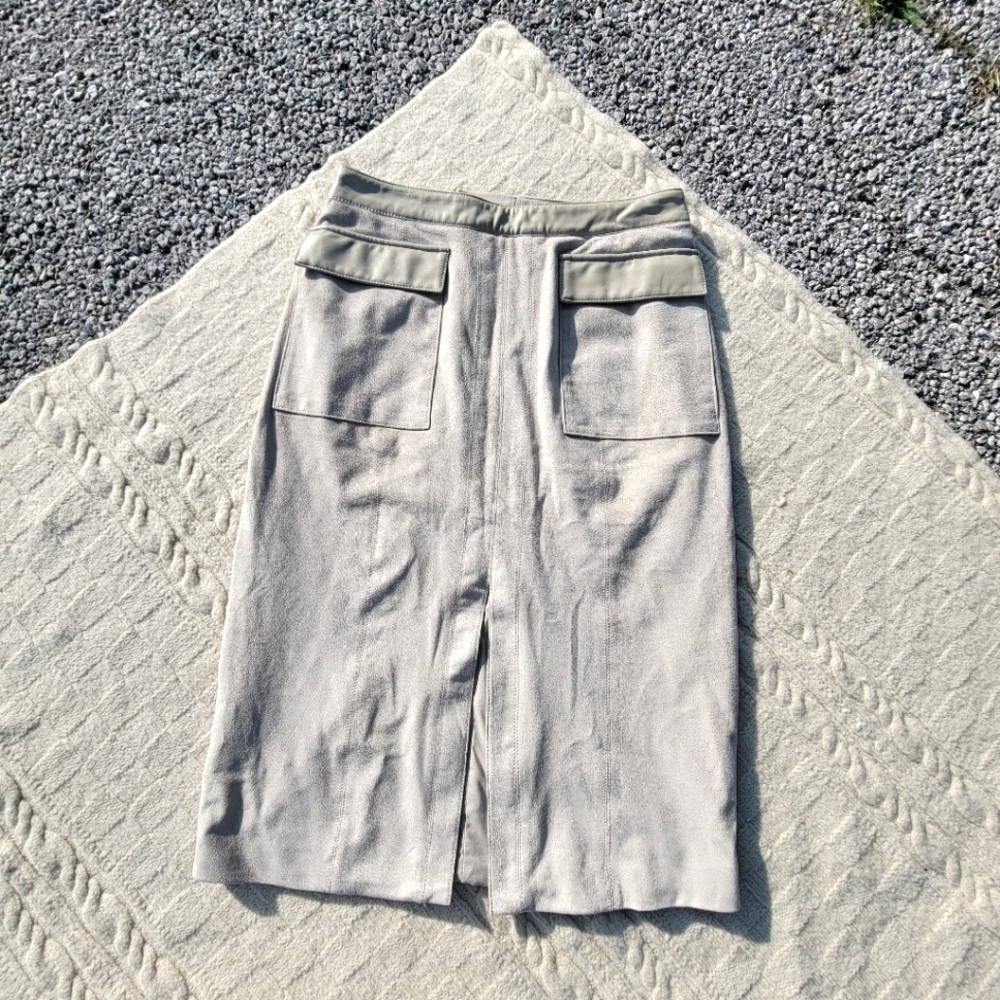 Anthro Maeve Faux Suede Leather Midi Front Slit Pencil Skirt sz 6 Beige Oatmeal
